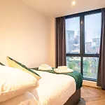 Fabulous 2 Bedroom Apartment In Manchester Centre